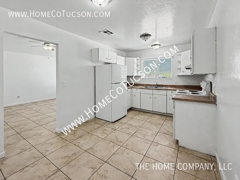 149 W Lester St — Photo 7