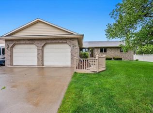 614 Englewood Ct, Spearfish, SD 57783