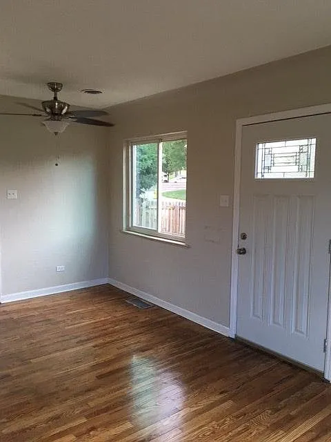Living Roon