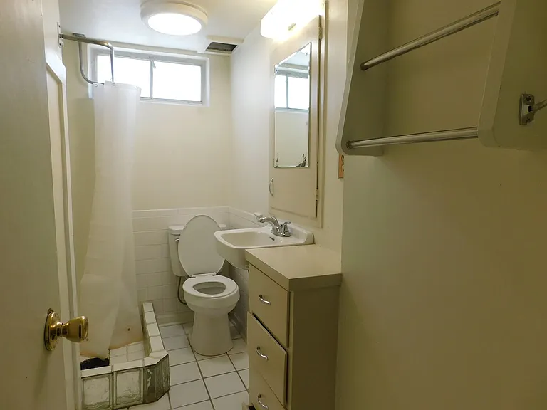 941 Walnut Ave — Photo 15