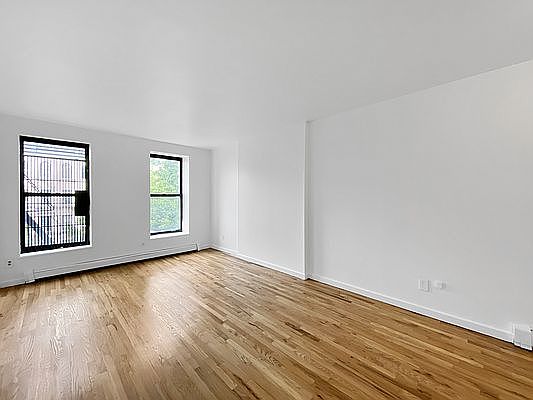 1st image of 314 W 116th St #4B