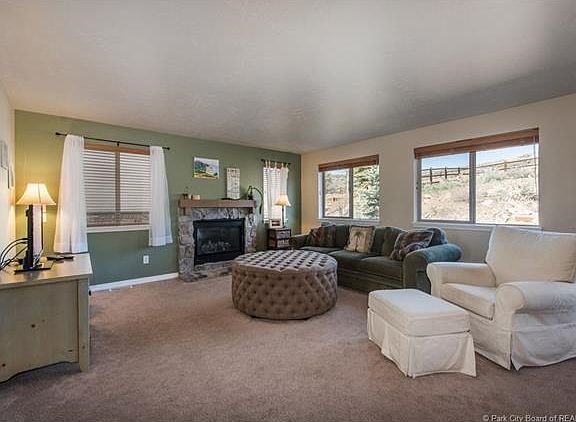 3rd image of 5979 N Fairview Dr