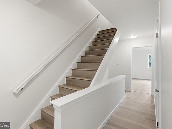 4th image of 7332 Devon St