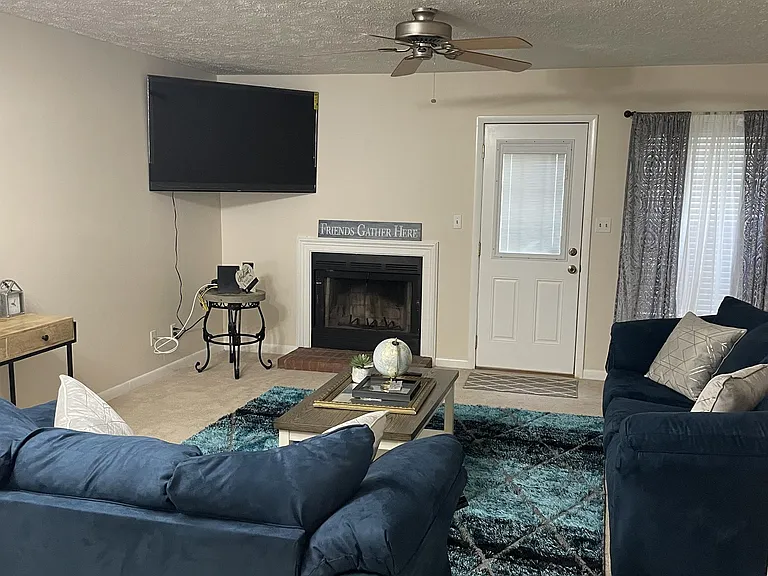 135 Villa Dr #1 — Photo 6