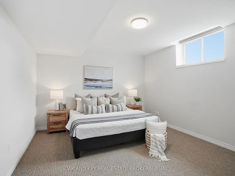 11 Bowman Dr — Photo 42