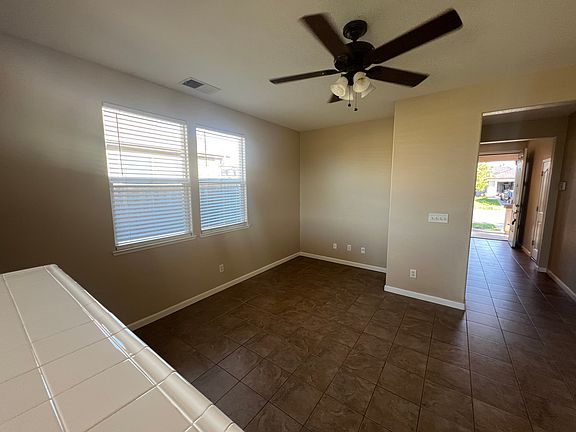 3rd image of 1649 Chateau Dr