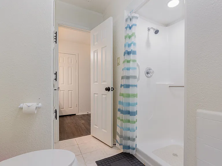 501 Field St — Photo 4