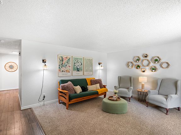 5th image of 15500 NE Perrault Dr