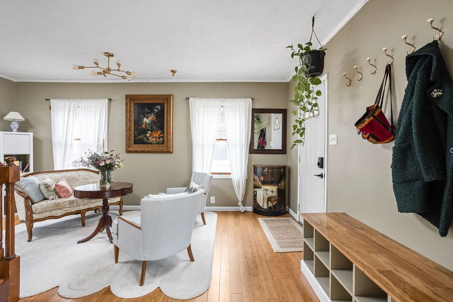 2 bed, 2.0 bath, 1797 sqft, $3,582 — Photo 3
