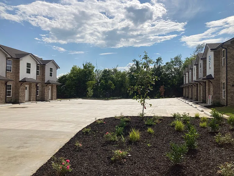914 Peachers Mill Rd — Photo 27