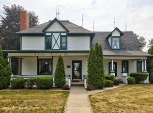 113 Prospect St, Vassar, MI 48768