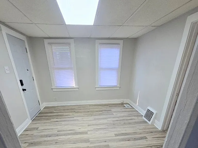 1822 Tecumseh St #1 — Photo 5