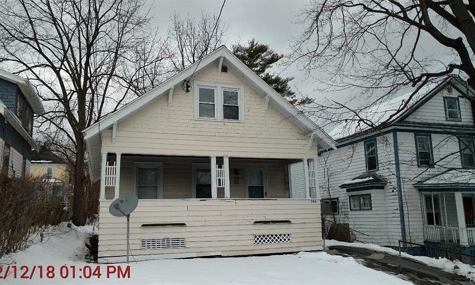 2nd image of 306 Hillview Ave