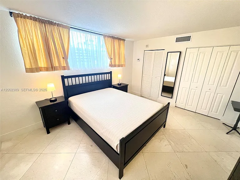 1750 James Ave #5D — Photo 22