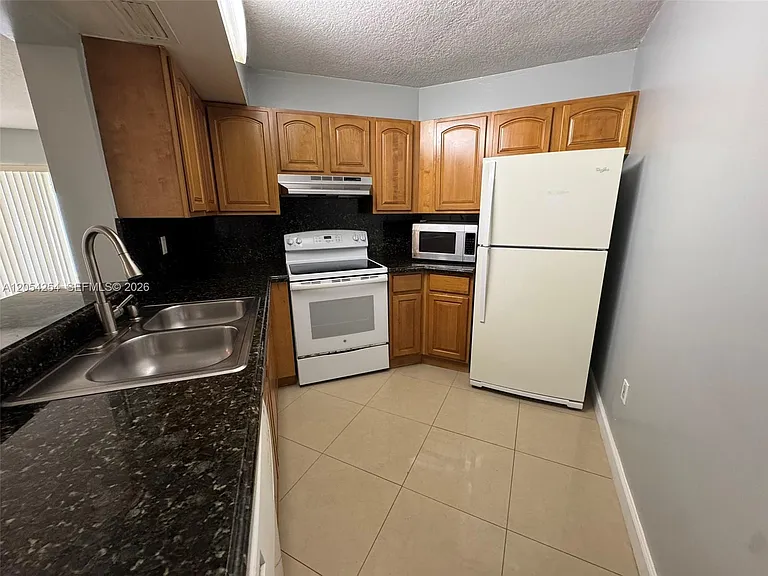 9711 Fontainebleau Blvd #D106 — Photo 7