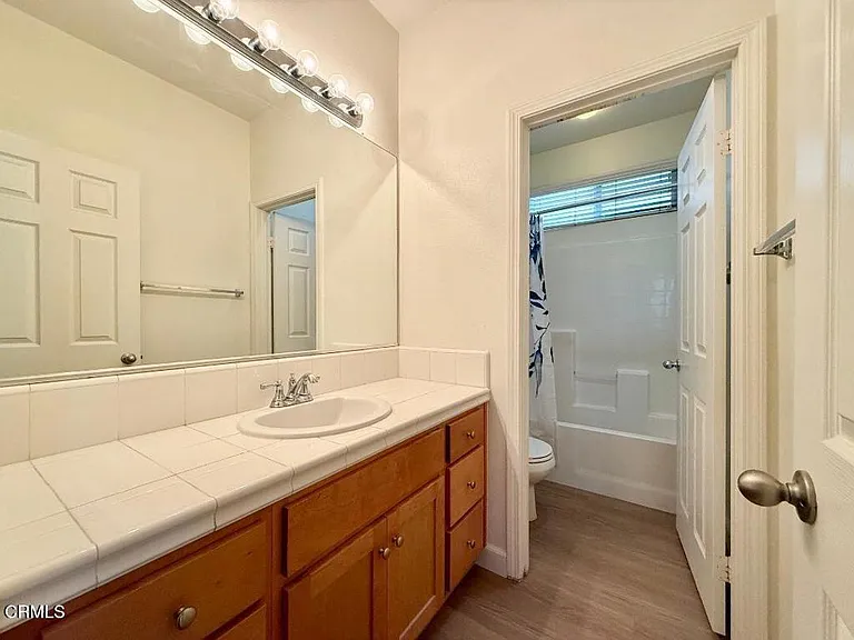533 E Port Hueneme Rd — Photo 15