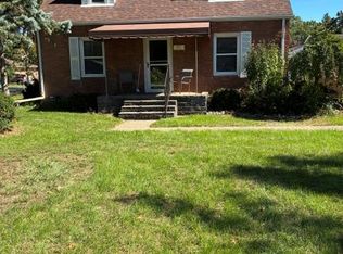 8990 Hix Rd, Livonia, MI 48150