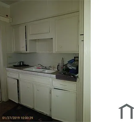 2 bed, 900 sqft, $1,300 — Photo 4
