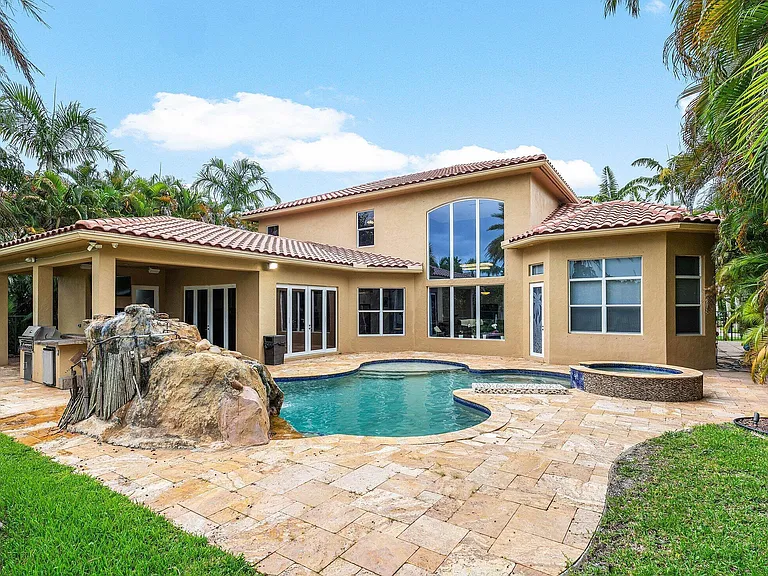 3486 Lago De Talavera — Photo 43