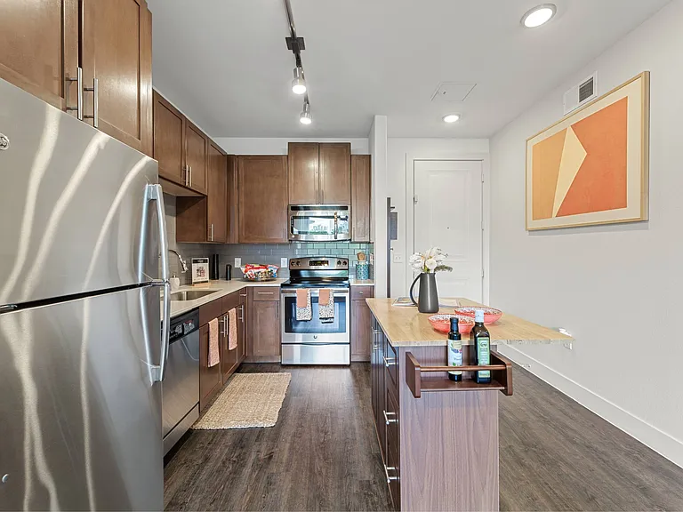 The Standard at Domain — Photo 16