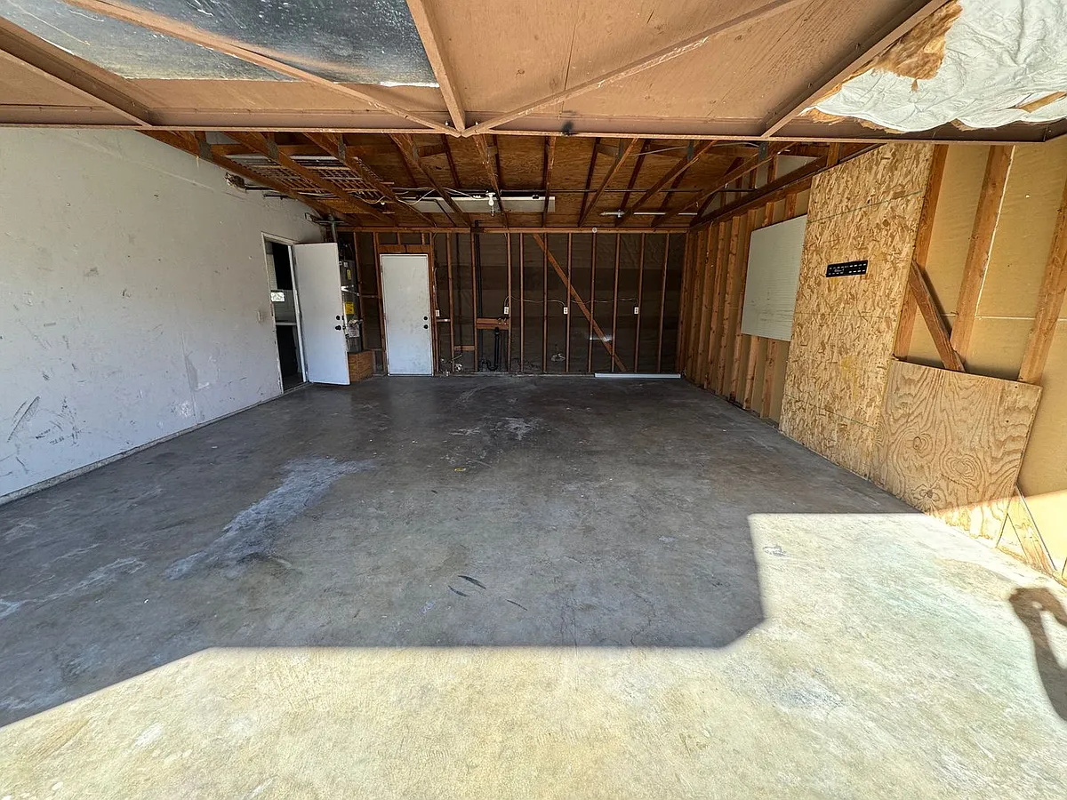 Building Photo - 15515 Tonekai Rd