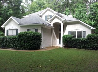 183 Rosignol Dr, Sharpsburg, GA 30277