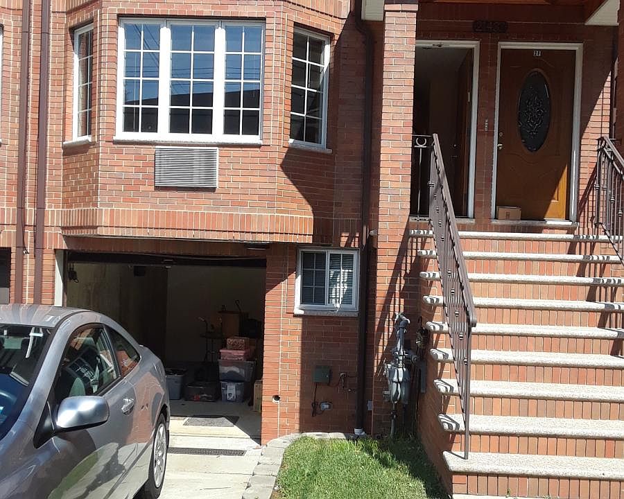 1st image of 21437 43rd Ave