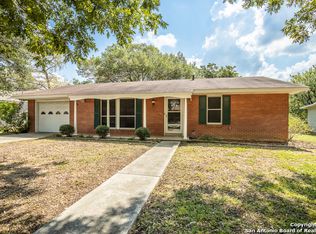 215 Delany Dr, Seguin, TX 78155