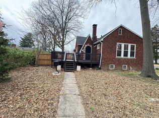 204 N Charcoal St, Troy, IL