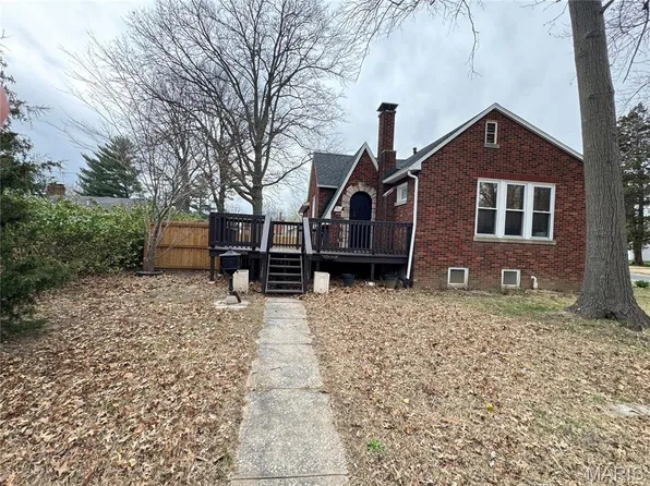 204 N Charcoal St, Troy, IL 62294