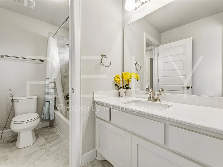 240 Cross Timbers Dr — Photo 33