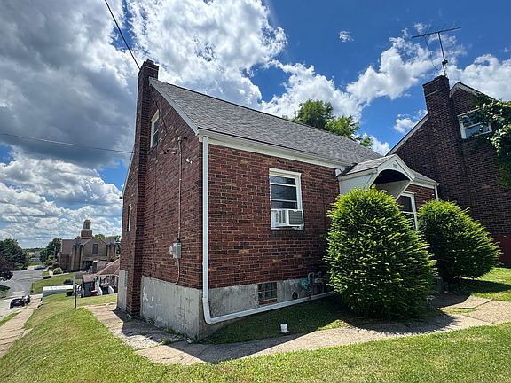 2nd image of 701 Mehaffey St