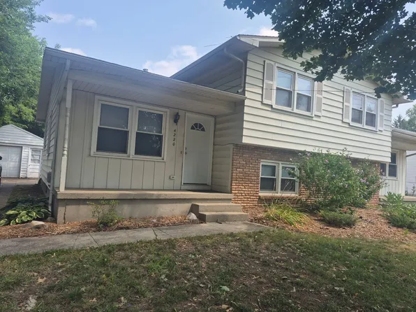 4220-4226 Wilson Ave SW, Grandville, MI 49418