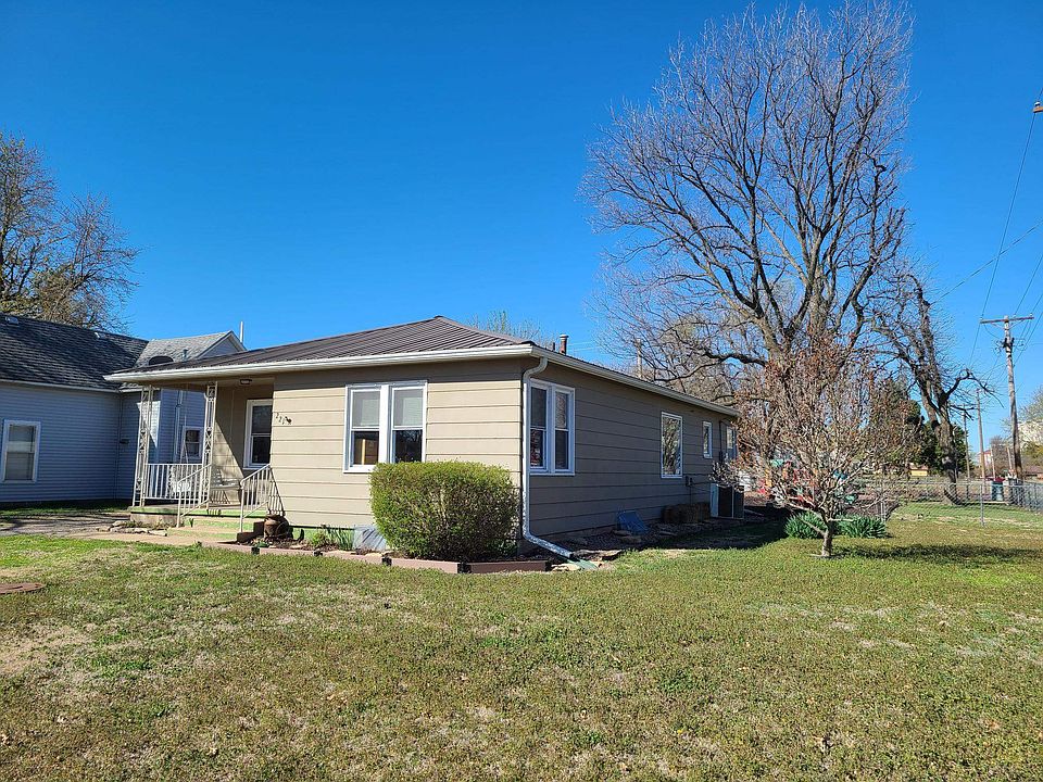 221 N Elm St, Argonia, KS 67004 Zillow