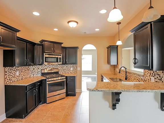 5th image of 1316 Golden Eagle Way