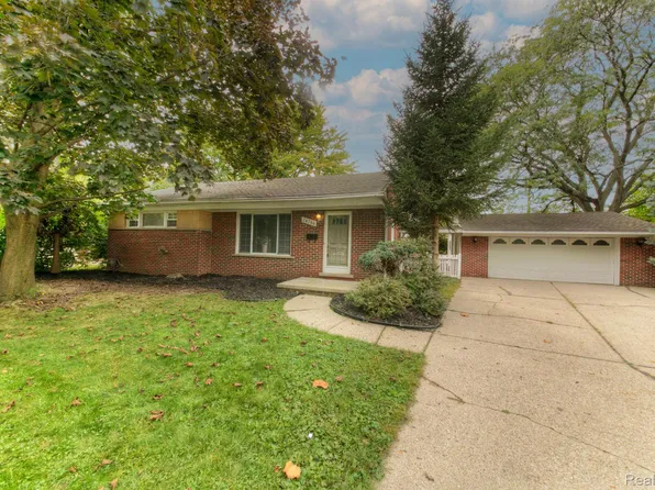 28780 Minton Ct, Livonia, MI 48150