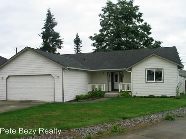 3206 Elizabeth Ct, Centralia, WA 98531