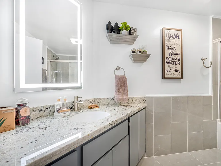 3955 Honeycutt St #103 — Photo 22