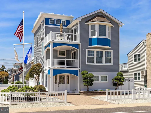 127 E 13th St, Long Beach Township, NJ 08008