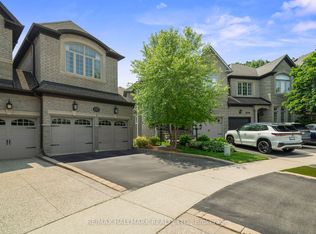 2092 Pinevalley Cres, Oakville, ON L6H6L8