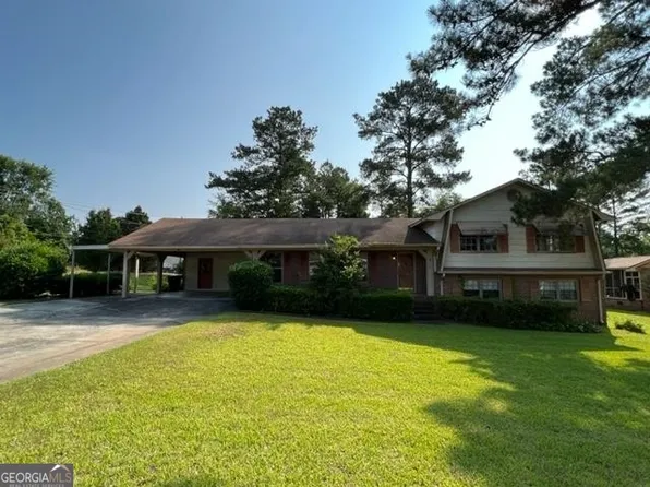 1945 Robin Cir, Milledgeville, GA 31061