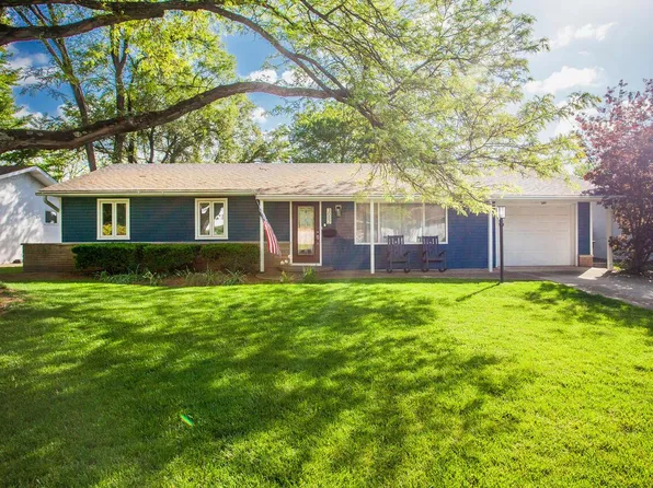 3082 Trentwood Rd, Columbus, OH 43221