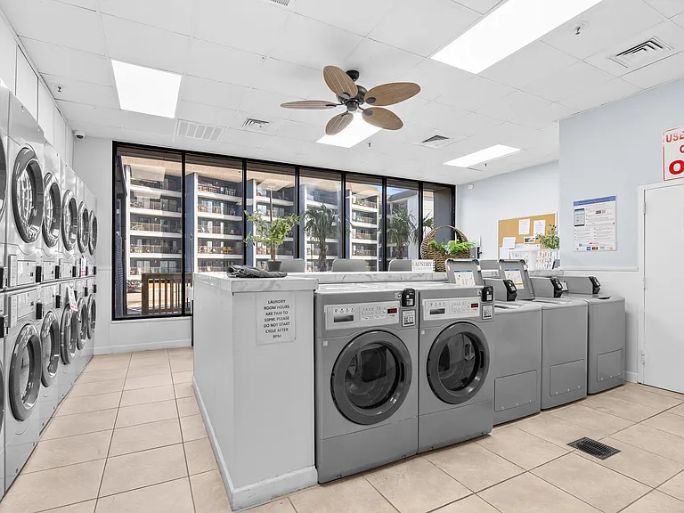 5905 S Kings Hwy #1004 — Photo 13