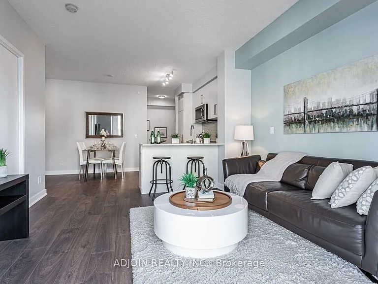 5180 Yonge St #612 — Photo 3