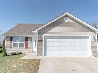 237 Alumni Dr, Elizabethtown, KY 42701