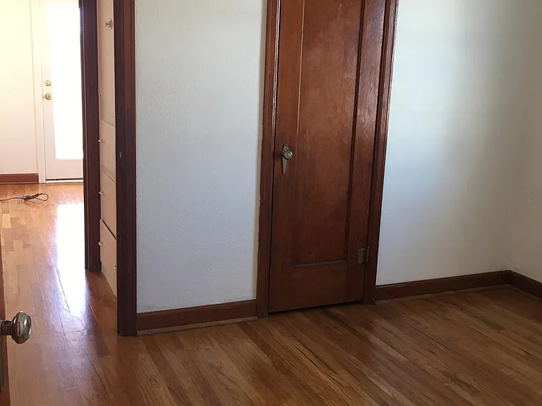 2229 Spruce St — Photo 11