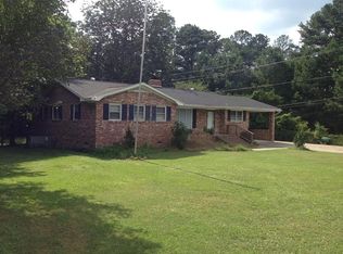 100 Golden Ln, Lexington, SC 29072