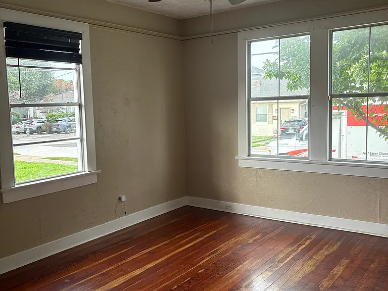 129 Metairie Ct — Photo 9