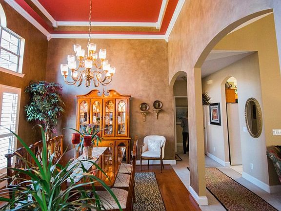 Formal Dining