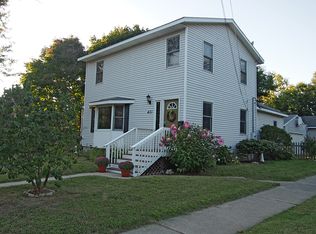 431 Graceland St NE, Grand Rapids, MI 49505